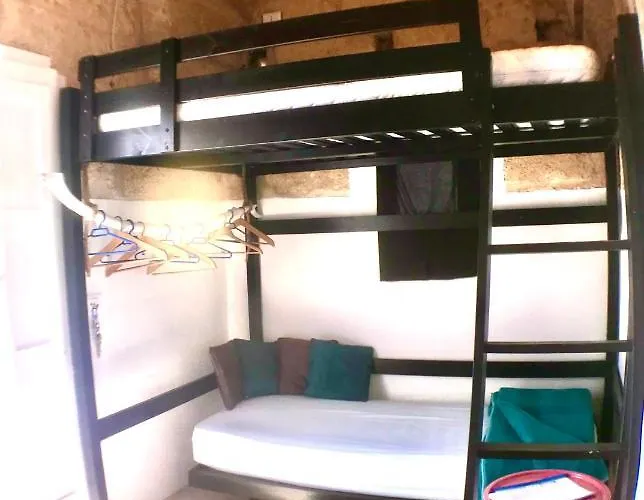 Guest house Chicchisanti 3*