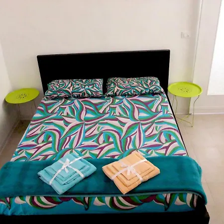 Guest house Chicchisanti 3*
