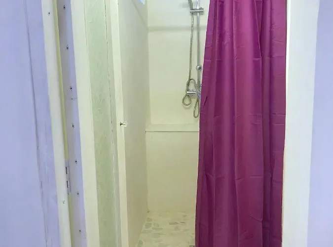 بيت ضيافة Chicchisanti كاسترينيانو دل كابو