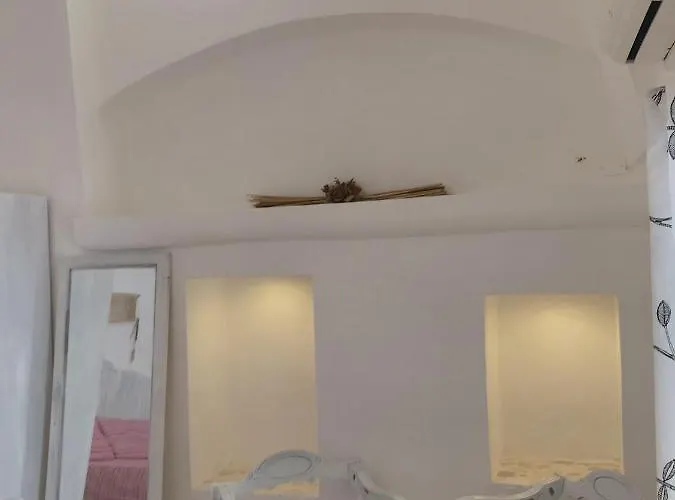 Chicchisanti 3* Castrignano del Capo