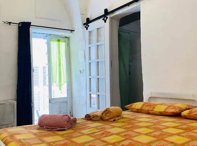 게스트하우스 Chicchisanti 3*